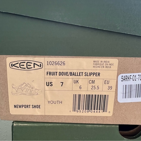 Keen NIB Newport Shoe Fruit/Dove Pink Size 5,6,7 - Picture 16 of 16